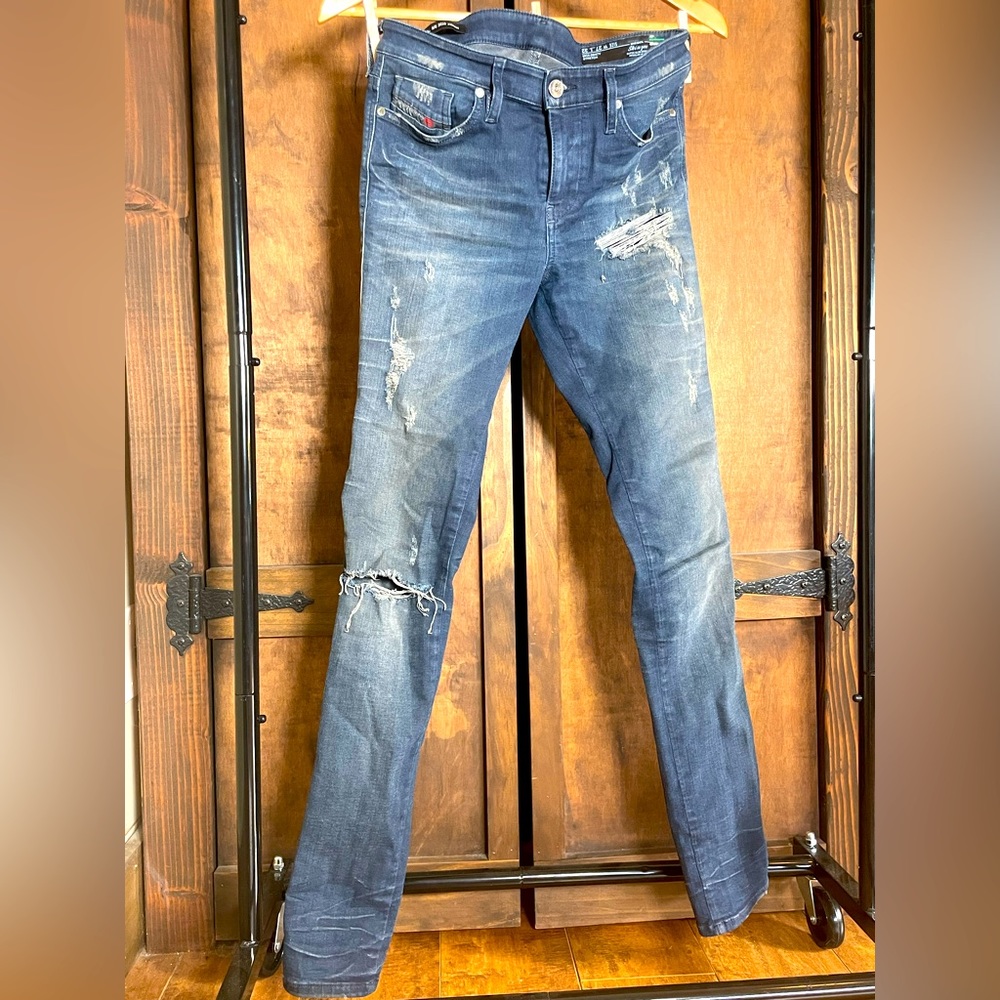 skinny diesel jeans